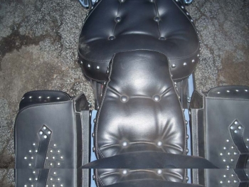 Preview: Easy Brackets für Yamaha Roadliner/Stratoliner mit abnehmbarer Yamaha Rückenlehne